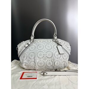Coach Women Pre-Loved Bag Very Good Condition